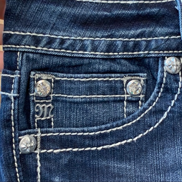 MISS ME Signature Boot Embellished Fleur De Lis Jeans - Picture 3 of 11